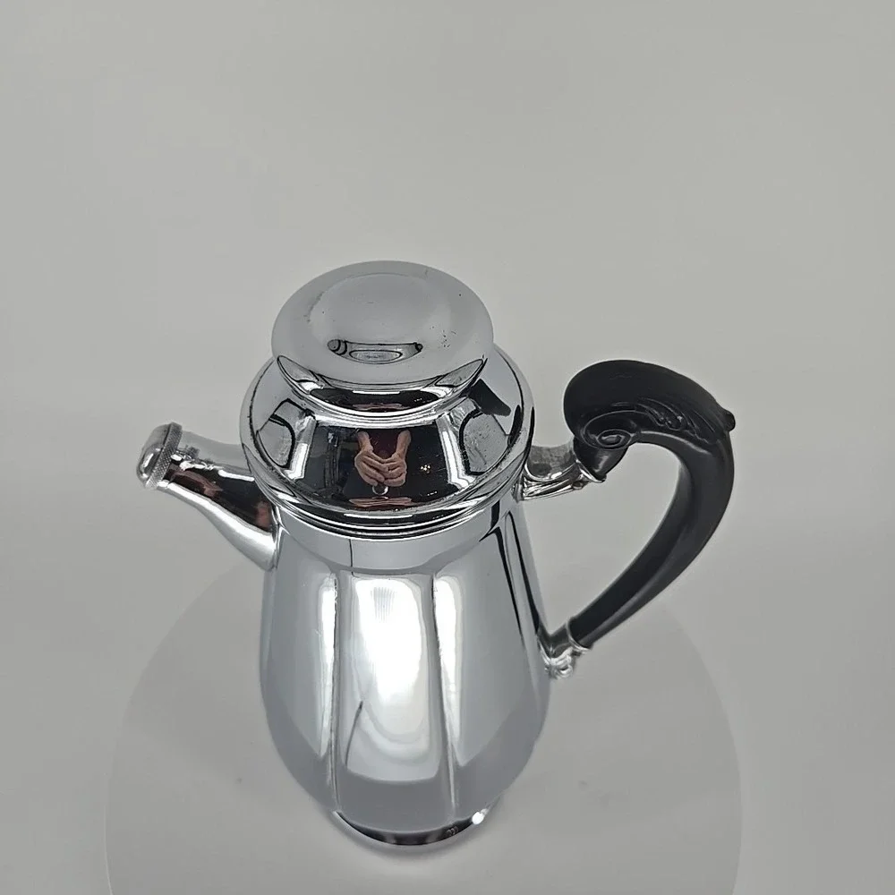 Vintage‎ Art Deco Farber Bros Krome-Kraft Chrome Cocktail Shaker - Bakelite...